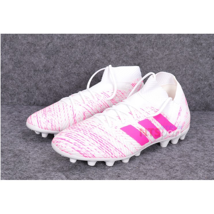 messi shoes pink