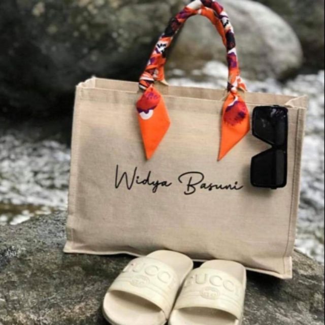 small beach bag