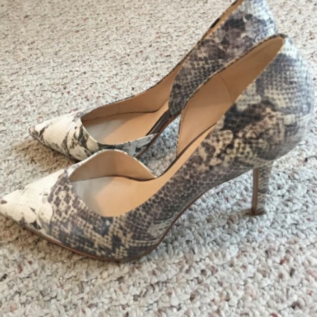 nine west snakeskin sandals