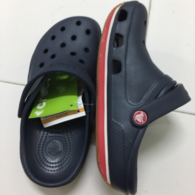 crocs retro clogs