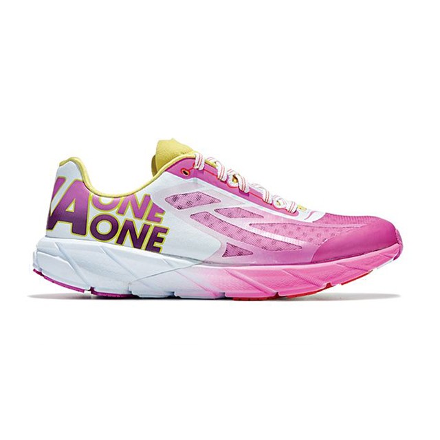 hoka one one tracer