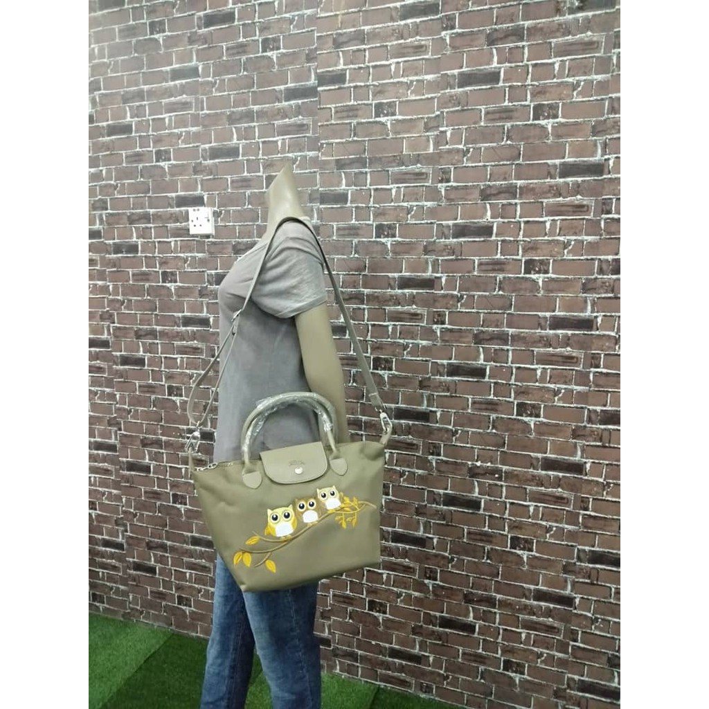 longchamp bag size