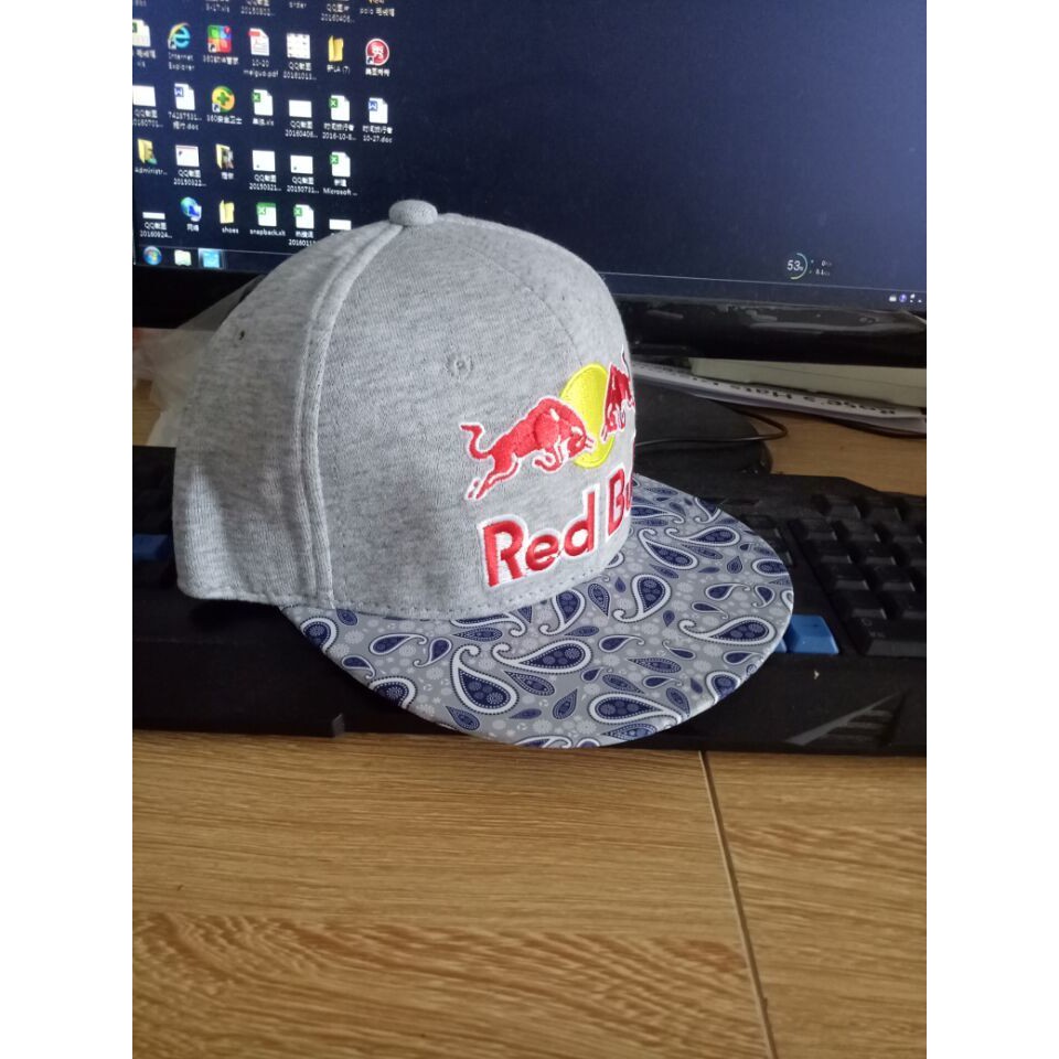 grey bull outdoor hat