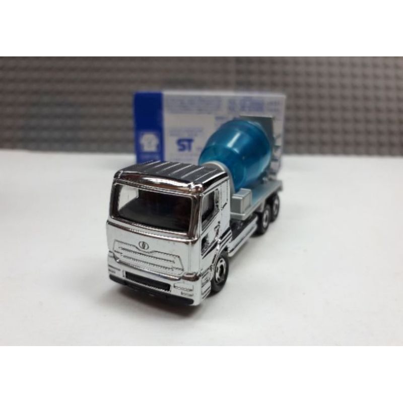 Details about   TOMICA 69 NISSAN DIESEL QUON MIXER CAR TOMY DIECAST CAR NEW 31 