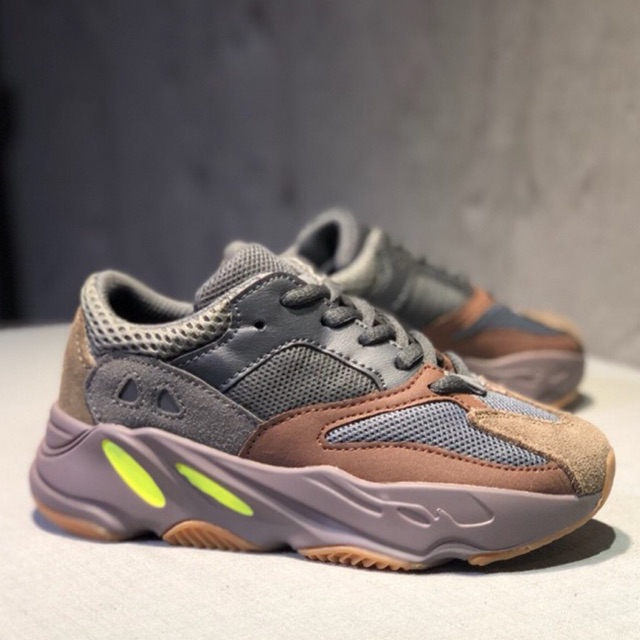 yeezy 700 for toddlers