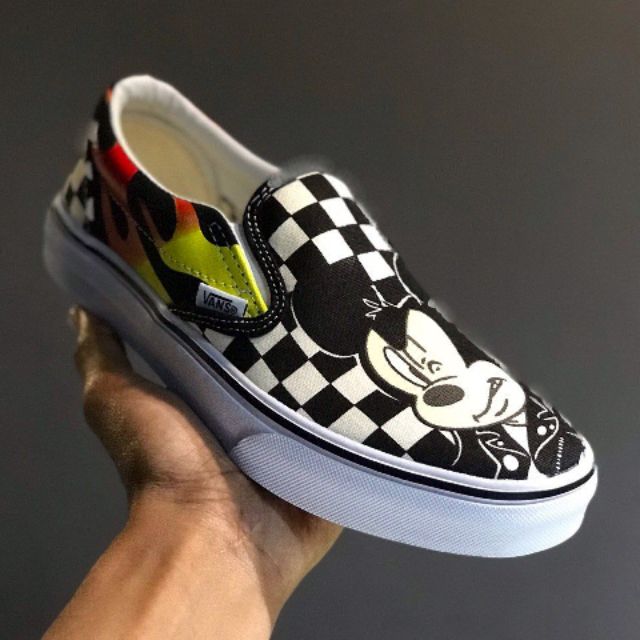 vans slip on mickey