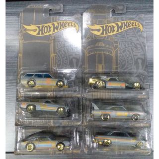 hot wheels black and gold 2019