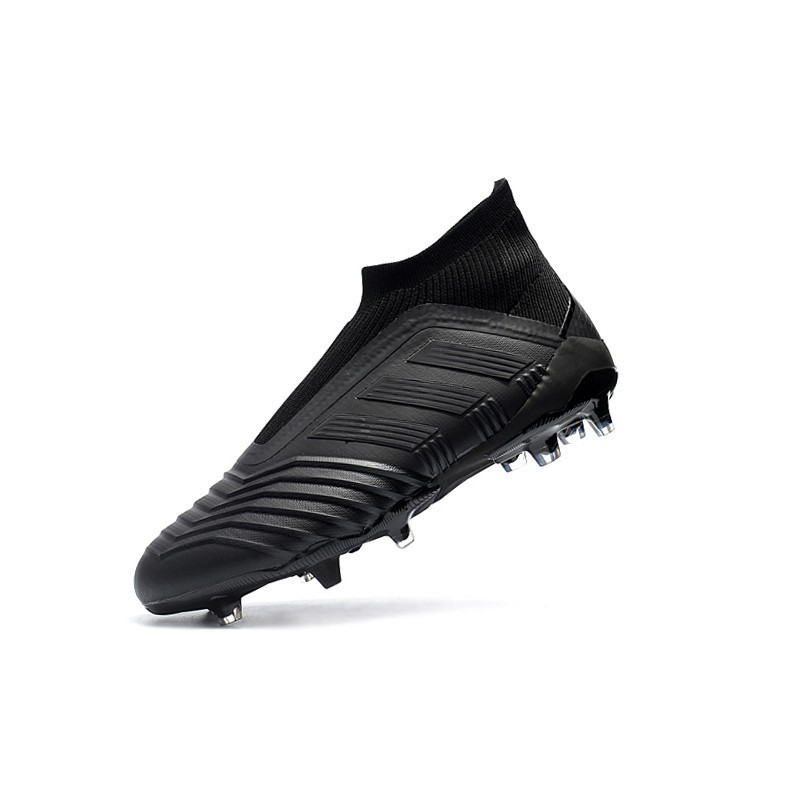 adidas predator all black