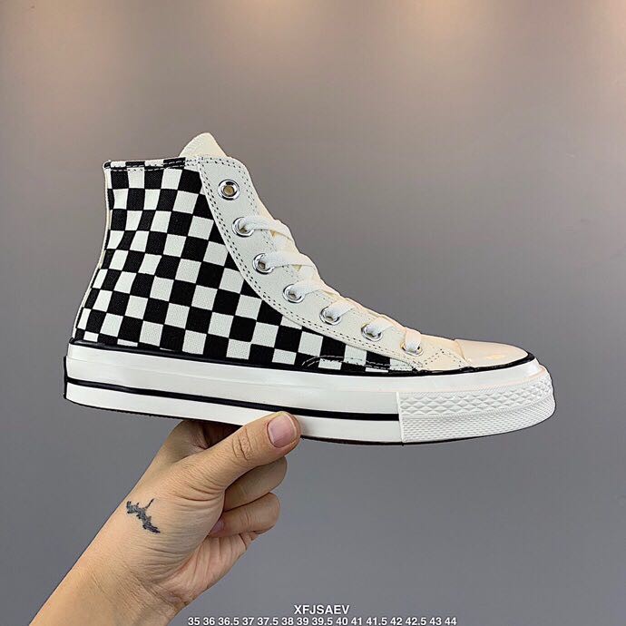 converse black and white checkered