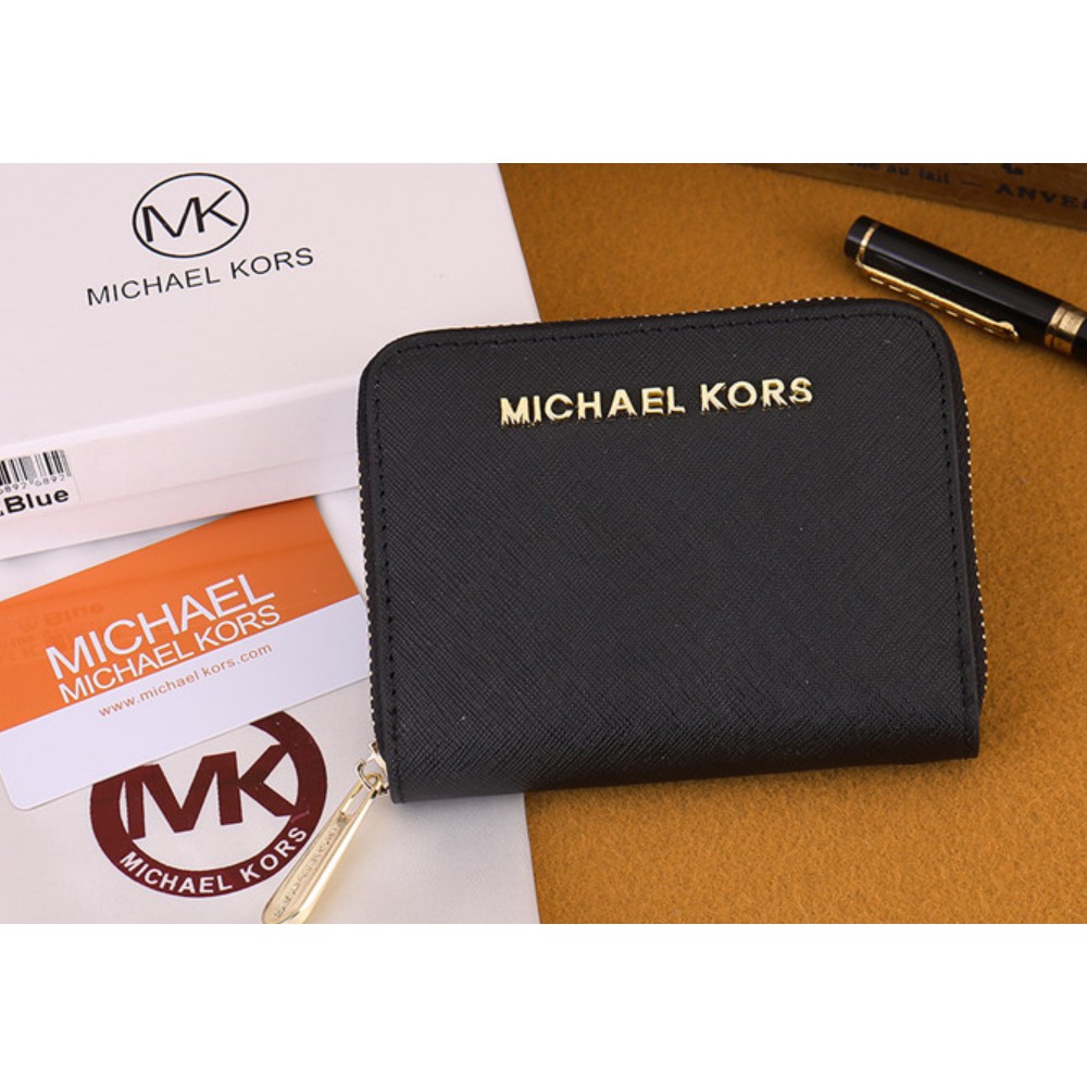 mk short wallet