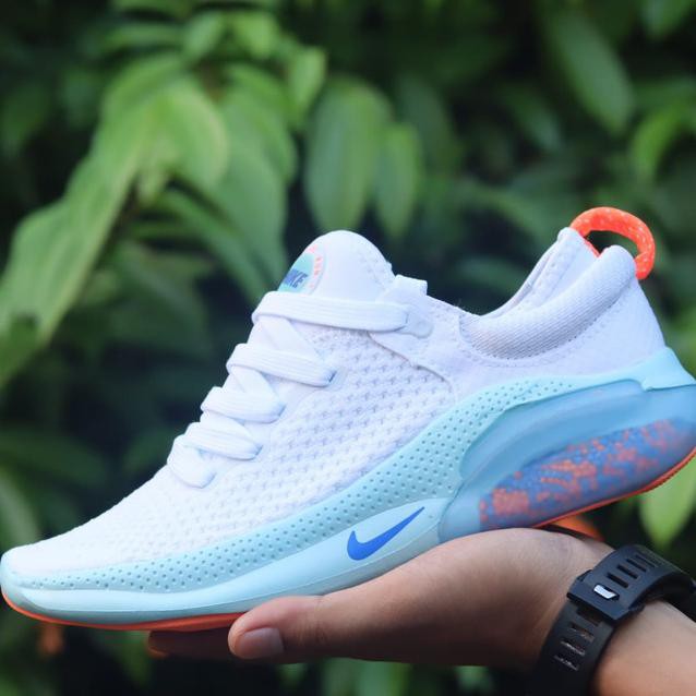 sepatu running nike wanita original