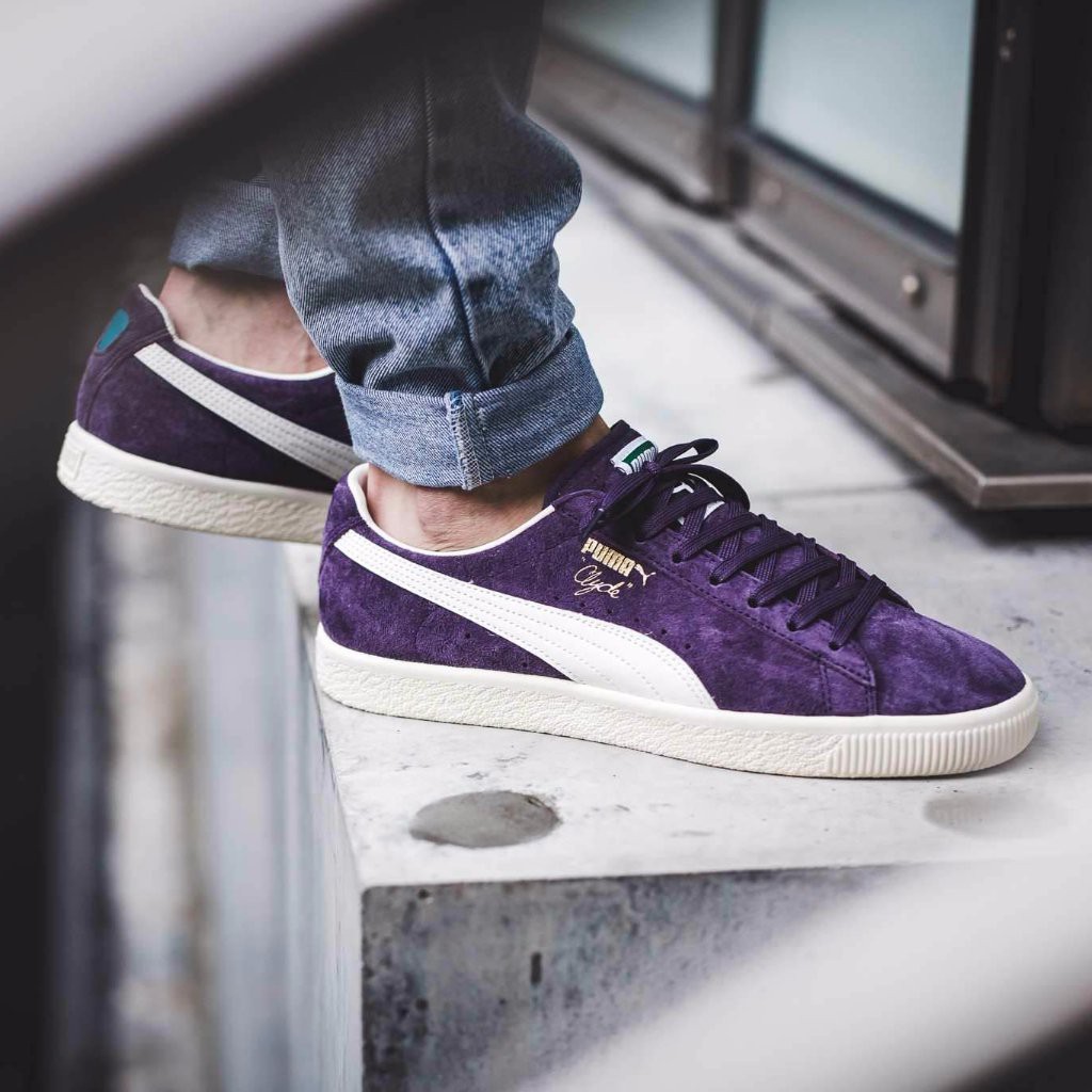 puma clyde grape