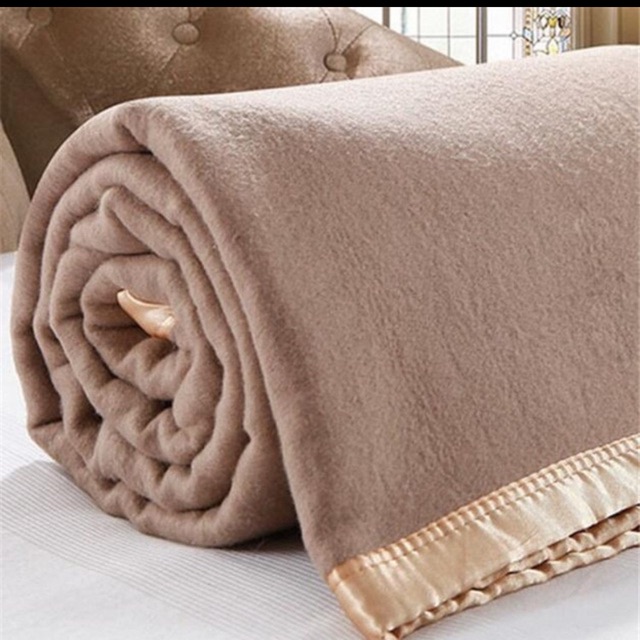 Selimut Brown Blanket | Shopee Malaysia