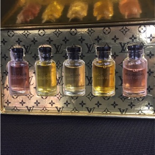 Louis Vuitton on X: Floral notes. Transport #LVParfums with care thanks to  #LouisVuitton's Fragrance Travel Cases. Find a selection of #LVGifts at    / X