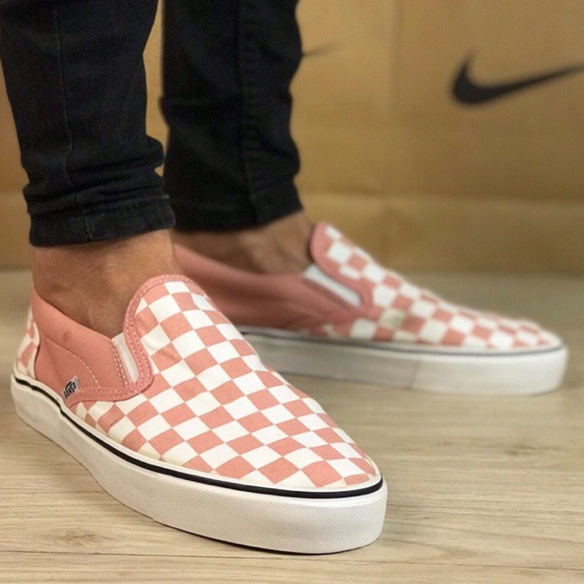 vans checkered slip on pink
