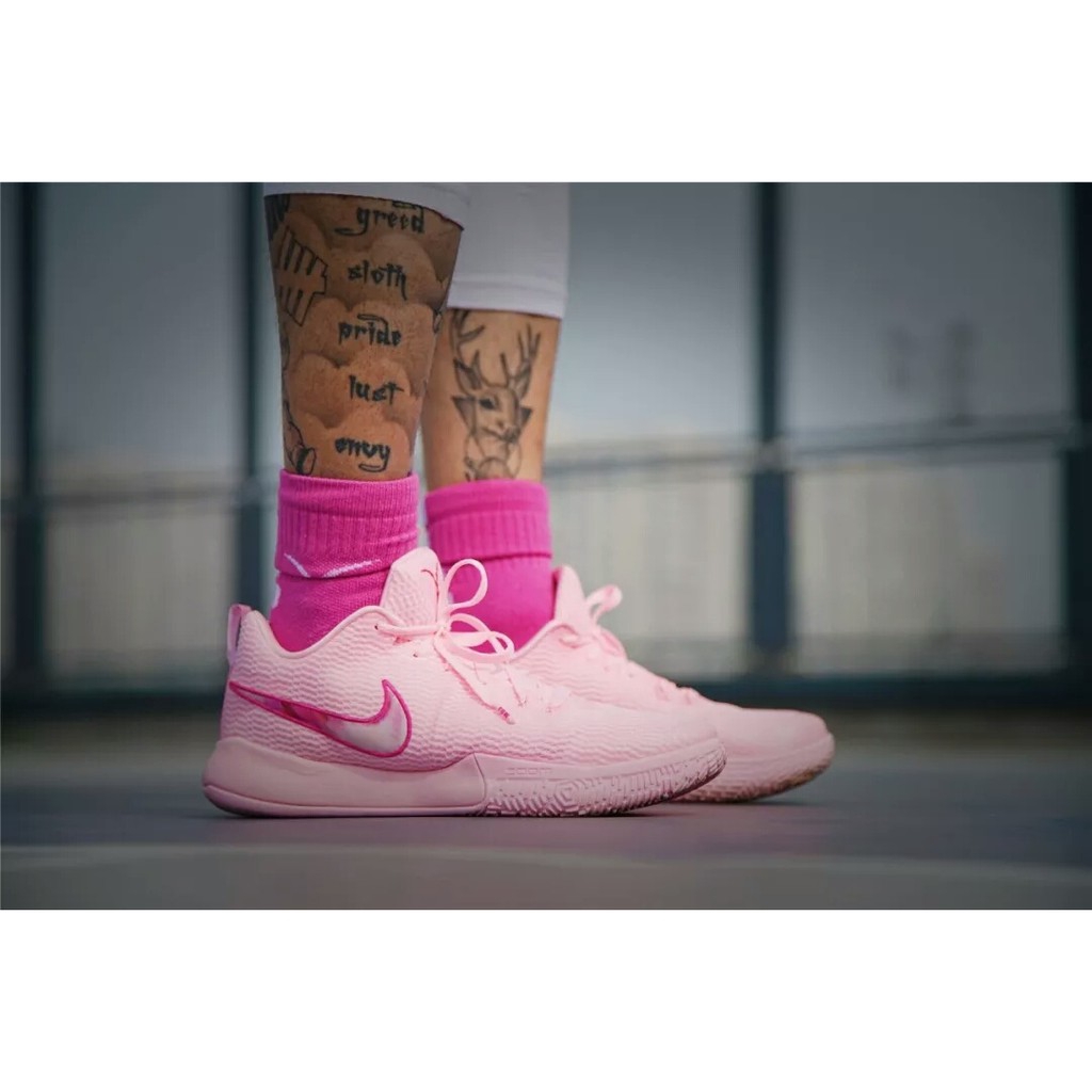 nike zoom basketball shoes pink
