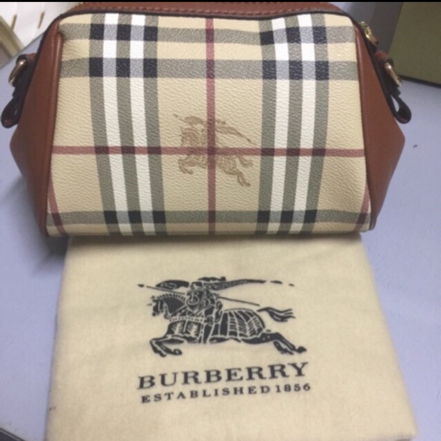 Burberry small sling bag | Shopee Malaysia