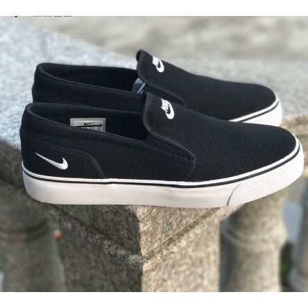 nike slip on price