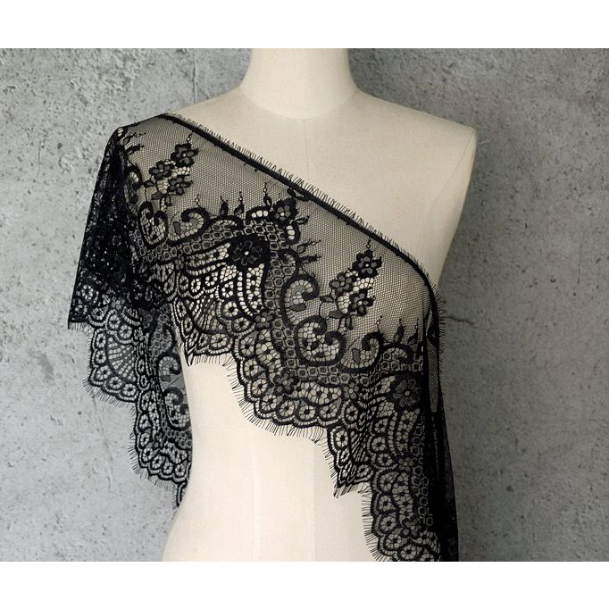 3 Meter Price High Quality Chantilly Lace Trim ,Wedding Veil Lace Trim with Eyelash Edges for Wedding Dress width 18cm