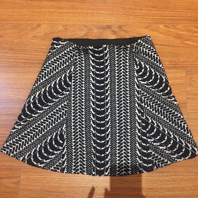 zara black and white skirt