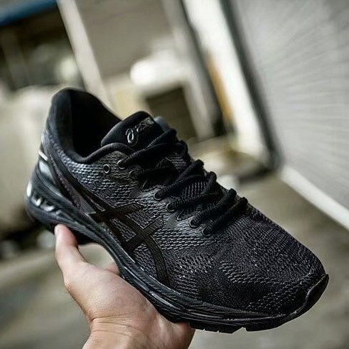 asics gel nimbus 20 all black