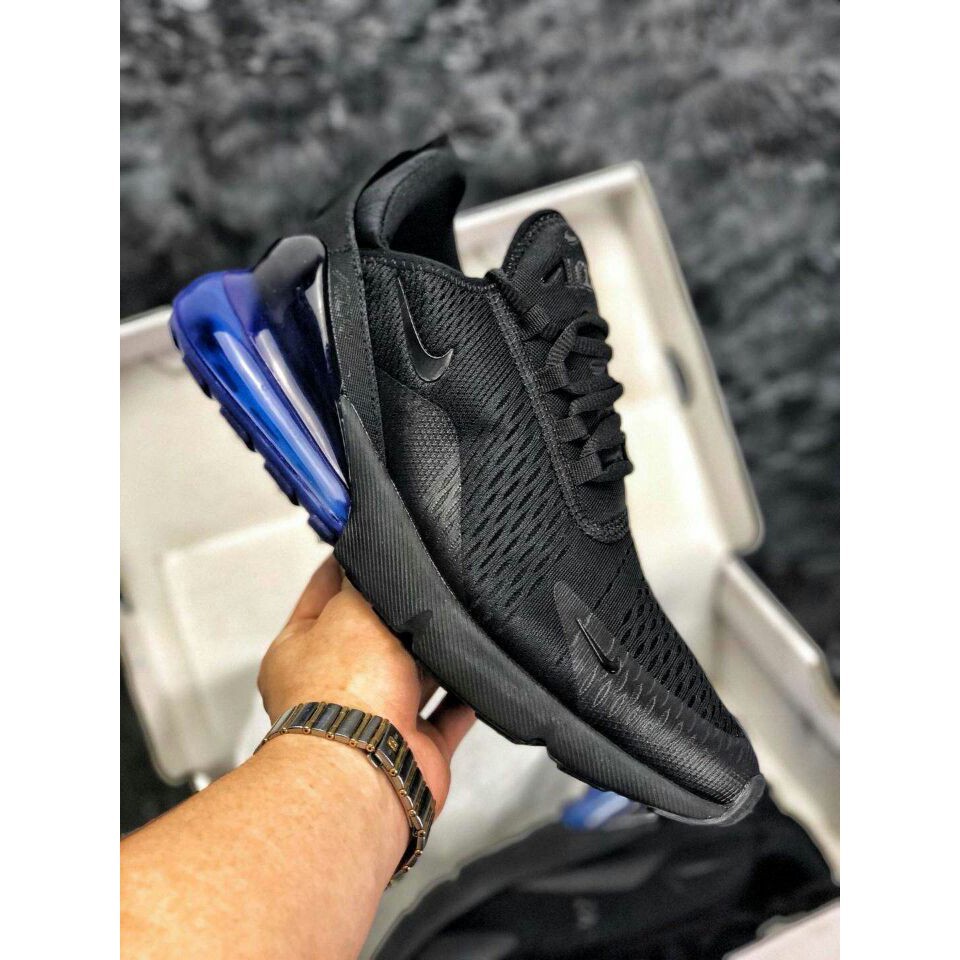 nike air max landing