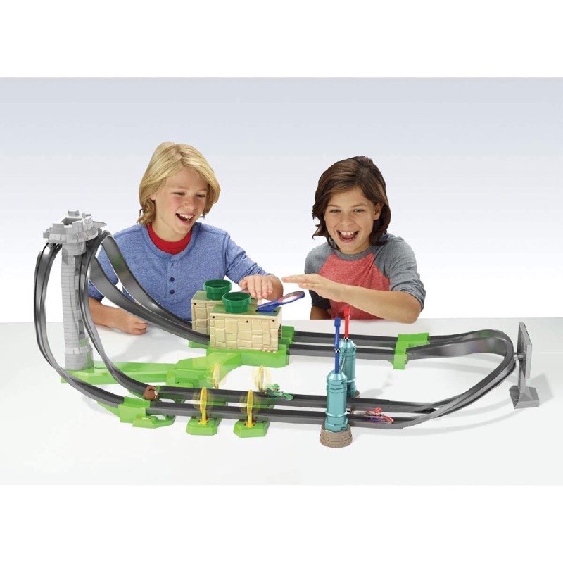 hot wheels mario kart mario circuit track set
