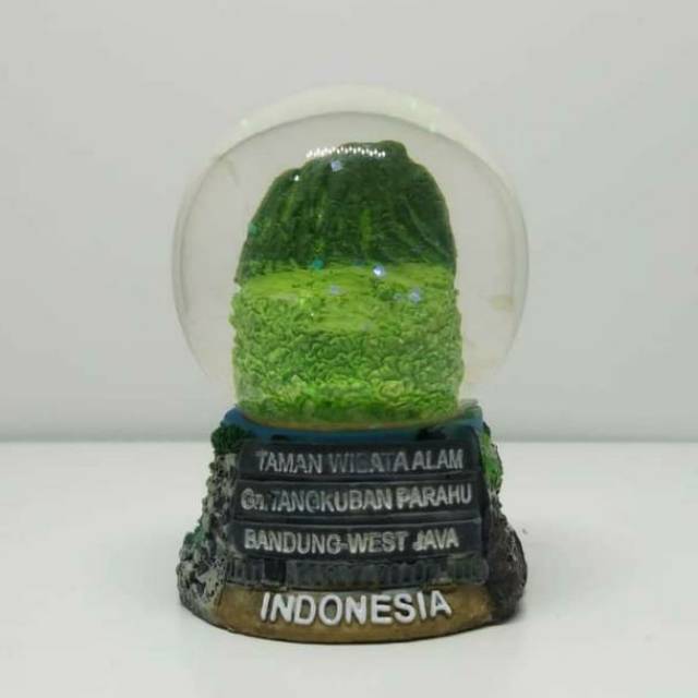 Tangkuban perahu water ball snow globe display Souvenir by Bandung Indonesian Souvenir