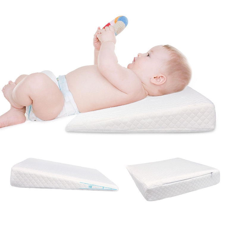 Anti Spitting Milk Baby Pillow Triangle Slope Baby Pillow Memory