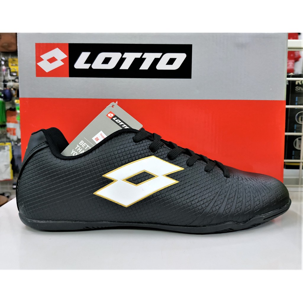 lotto futsal shoes