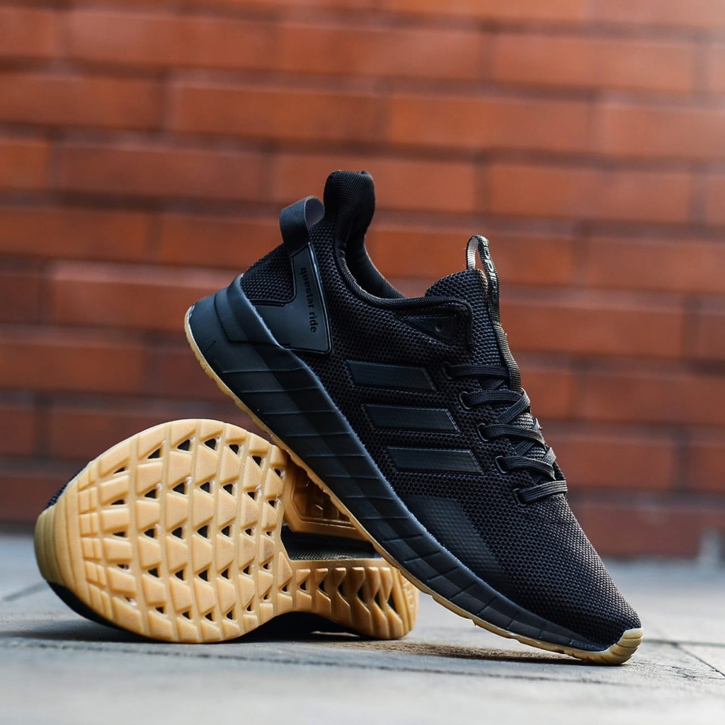 adidas questar ride full black