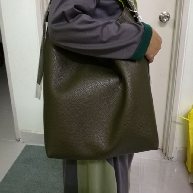 rizalman hobo bag