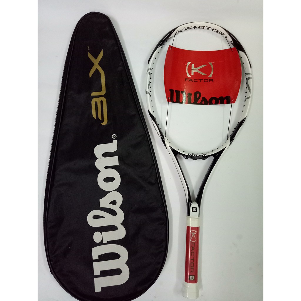 Wilson tennis racket 284g with bundle of handles and racket covers