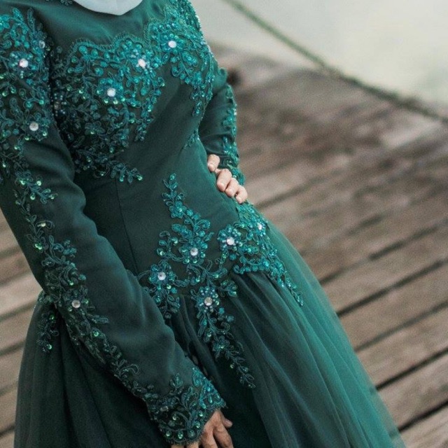 green gaun