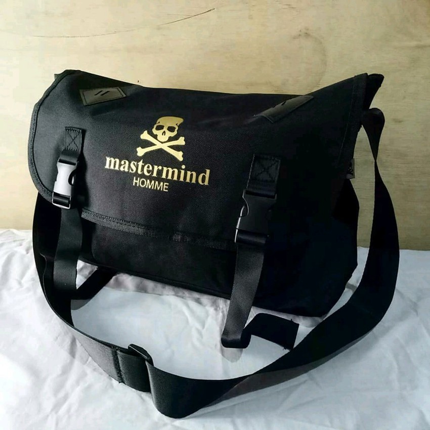 mastermind sling bag