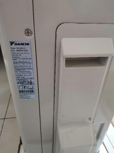 Daikin R32 1 0hp Deluxe Inverter Aircond Ftku28a Rku28f 3wmy Lf Wifi Daikin Smart Control R32 Inverter Aircond Ftku Shopee Malaysia