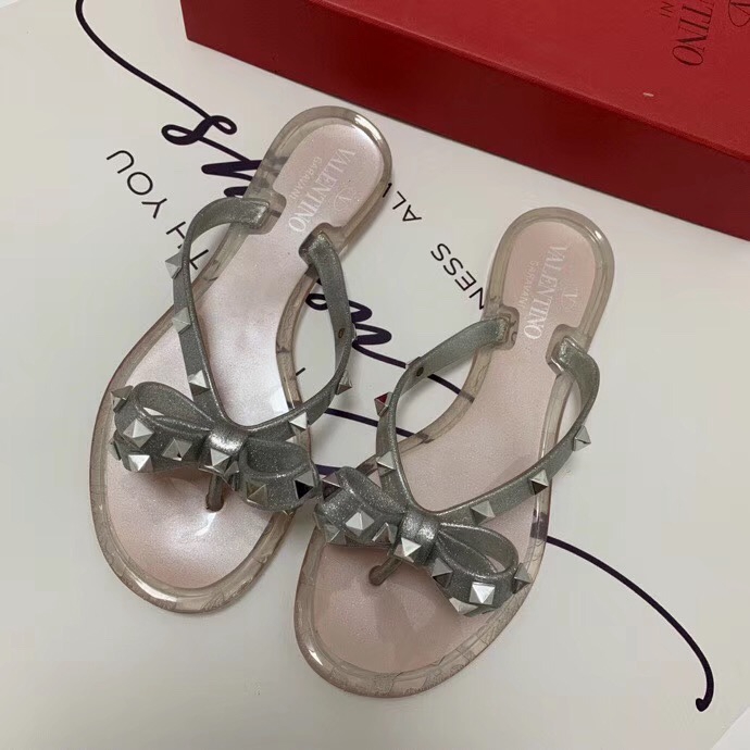 bottom of valentino shoes