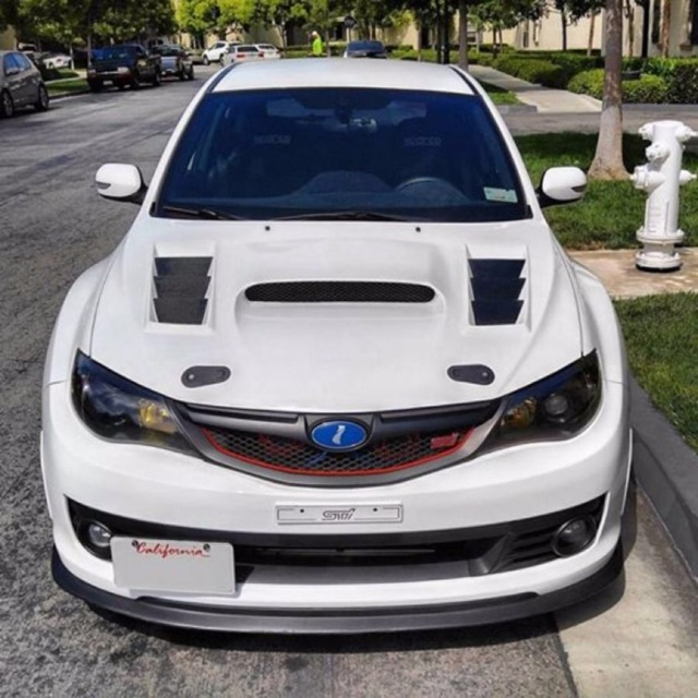 subaru impreza bonnet