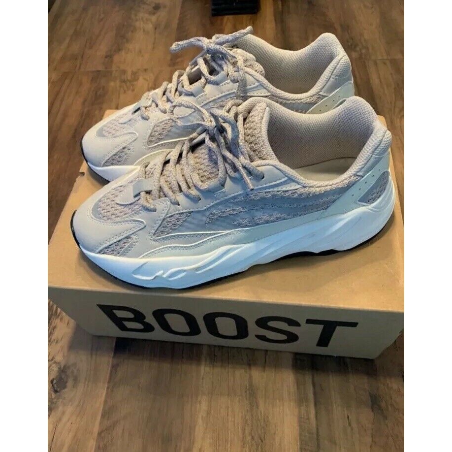 used yeezy 700