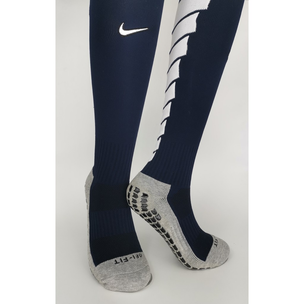 nike anti slip socks