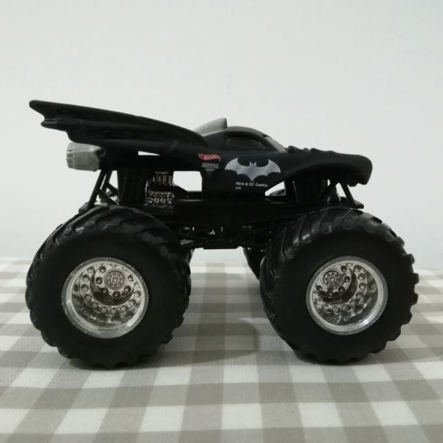 monster jam batman hot wheels