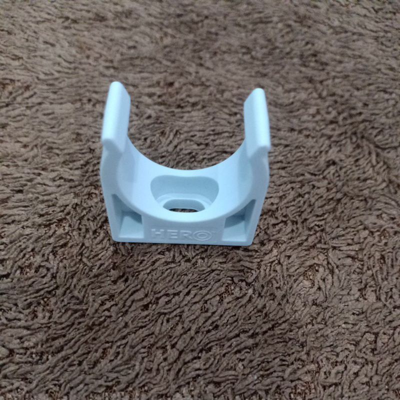 20mm(3/4")/25mm(1")PVC CONDUIT PIPE CLIP/PVC WIRING CLIP/PVC U CLIP/PVC