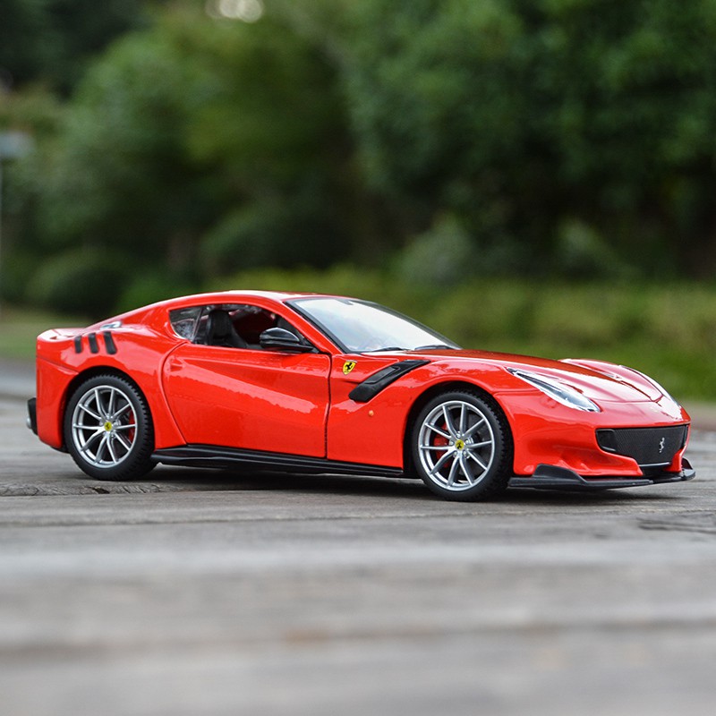 ferrari diecast 1 24