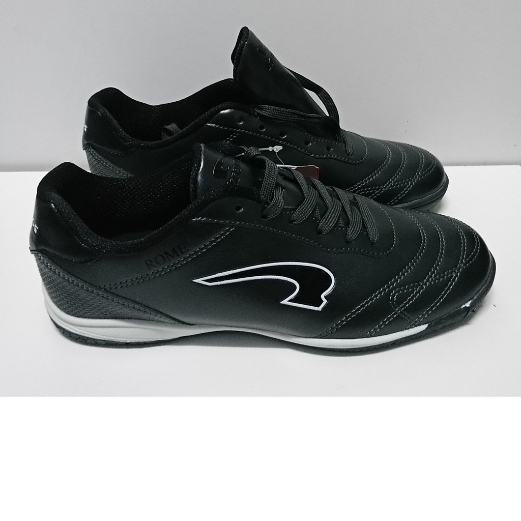kasut futsal kronos