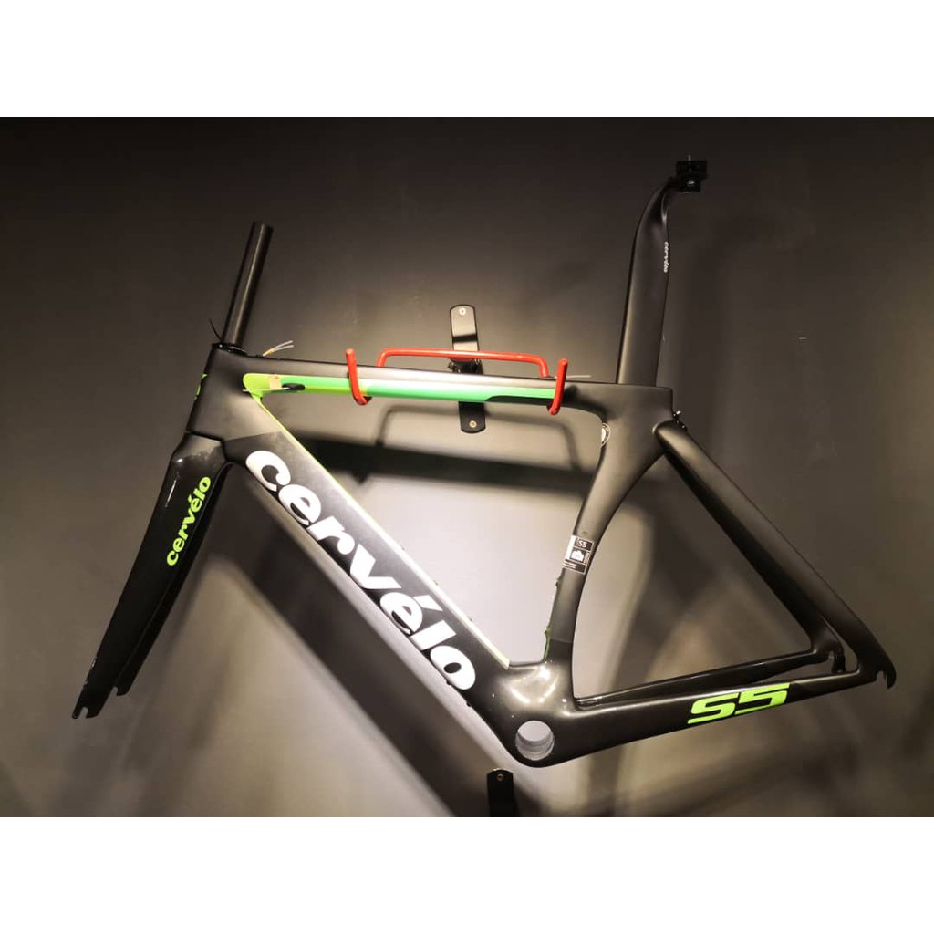 cervelo carbon frame