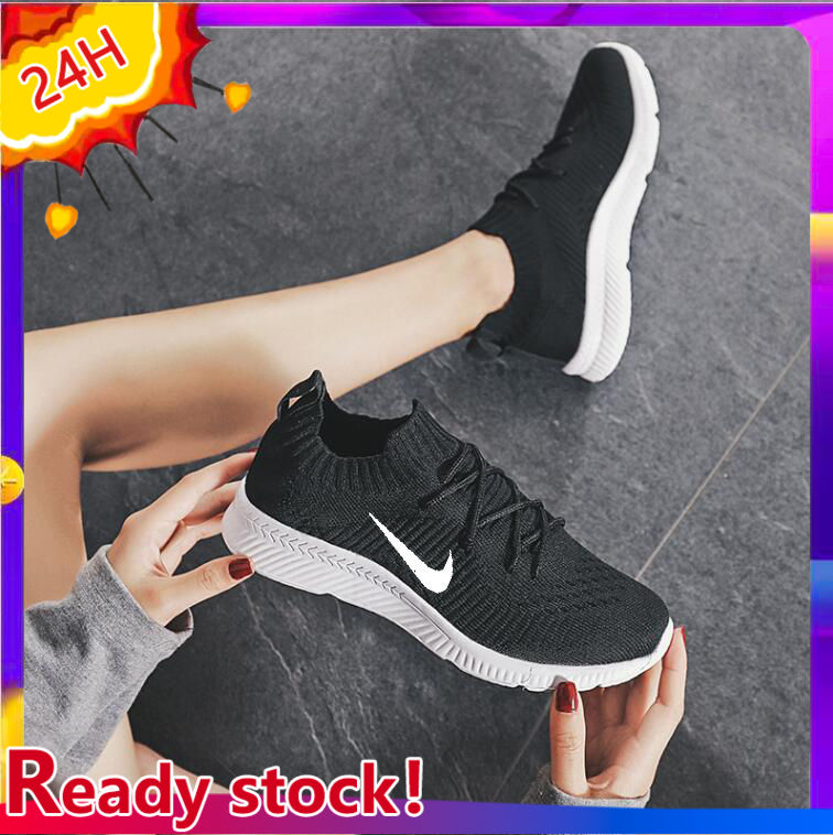 nike sports shoes lowest price
