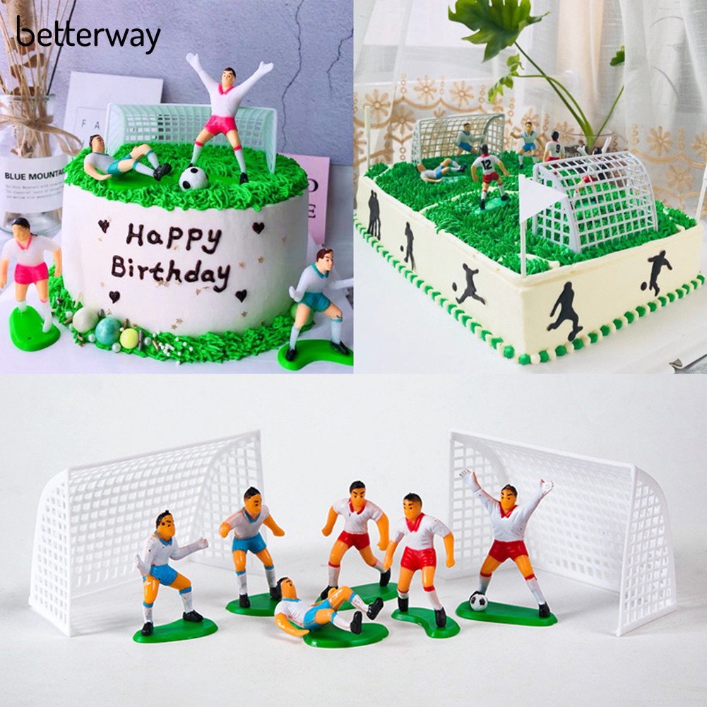 mini football player figures