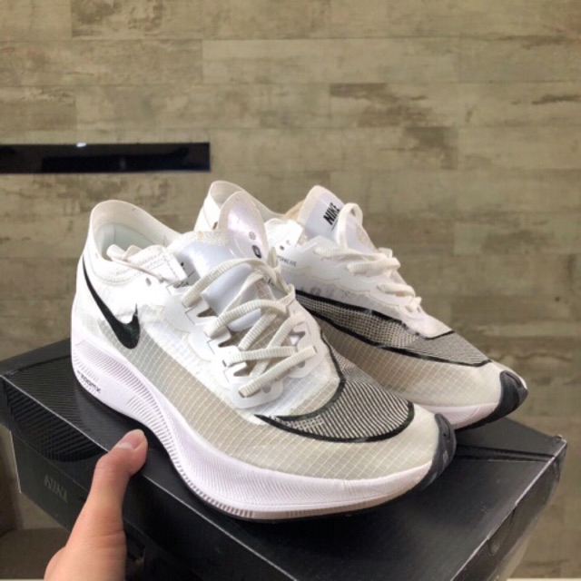 nike zoomx vaporfly next sportsshoes