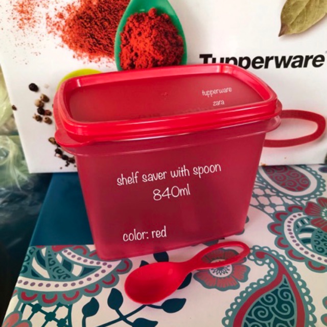 TUPPERWARE Shelf Saver with Spoon