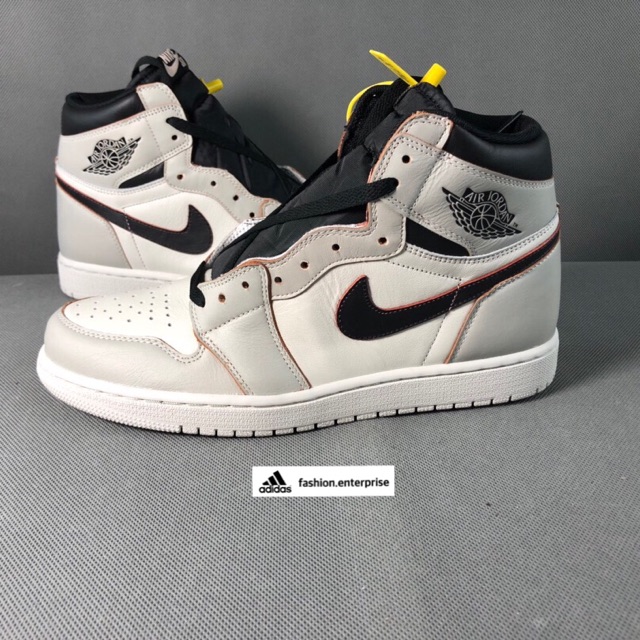 sb jordan 1 light bone